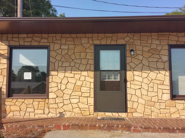 102 Baswell Dr #1NCLUDES, Dallas, NC 28034