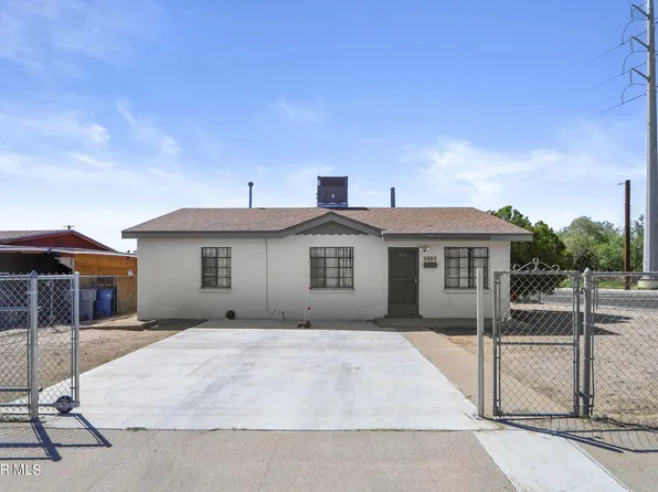 1061 Lariat St, El Paso, TX 79915
