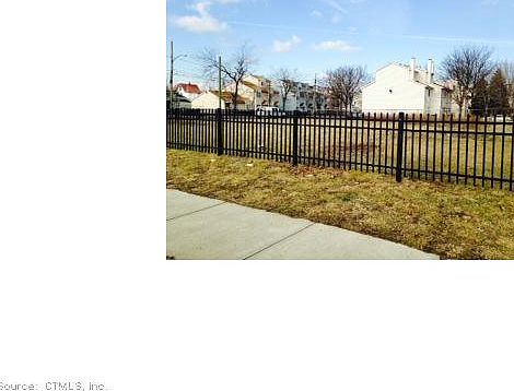 671 Barnum Ave, Bridgeport, CT 06608 | Zillow