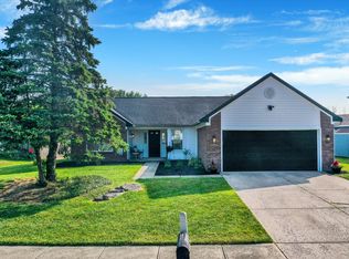 7445 Cobblestone East Dr, Indianapolis, IN