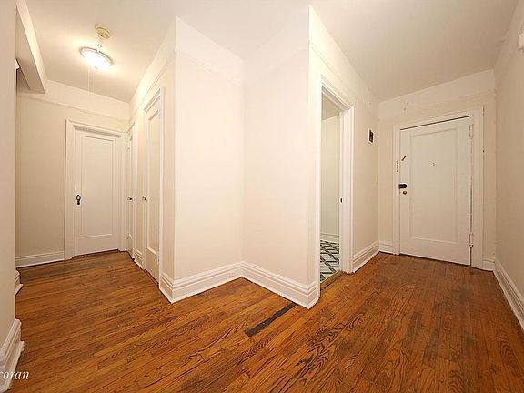 5th image of 2590 35th St APT 3A