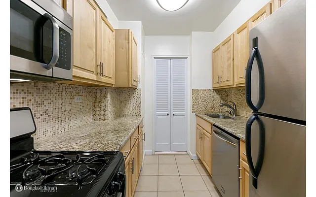 Sold by Douglas Elliman | media 2