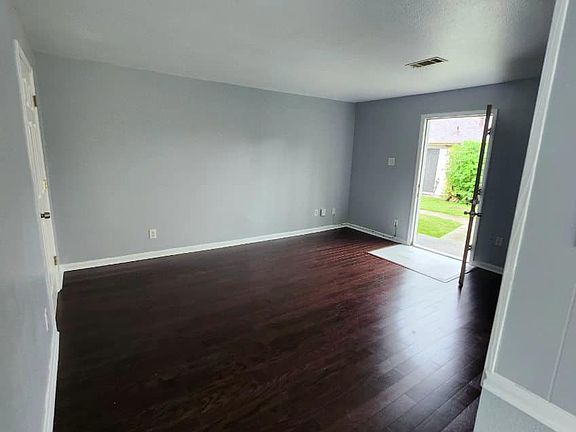 4th image of 6429 Marcie St #C