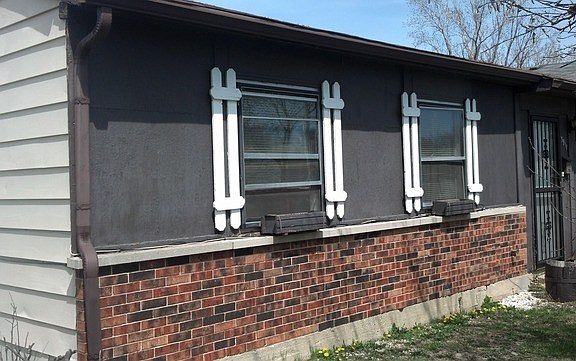 3rd image of 3911 171st St