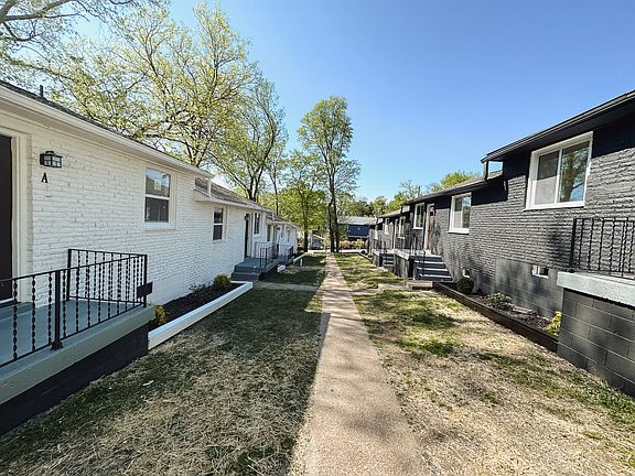 2nd image of 414 Mallory St #6