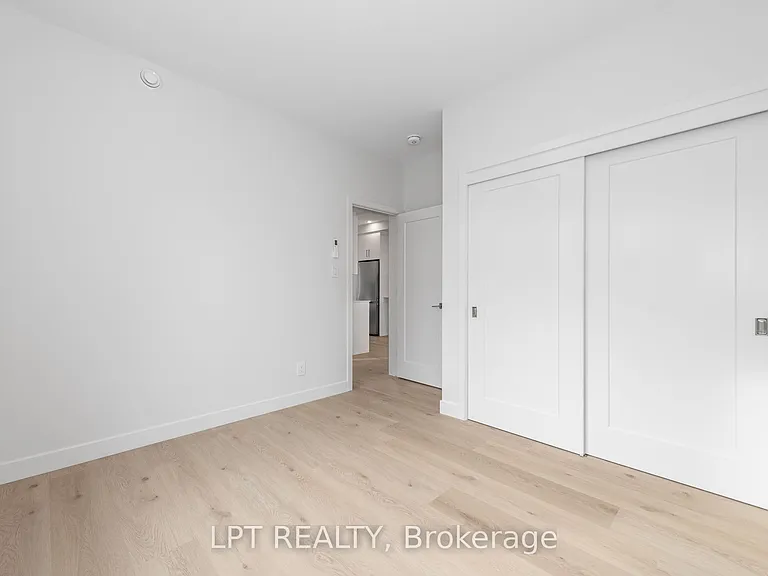 250 Shakespeare St #4 — Photo 14