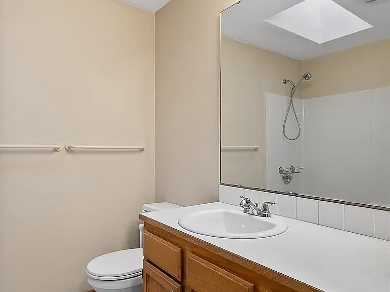 5422 Seahurst Ave #A — Photo 13