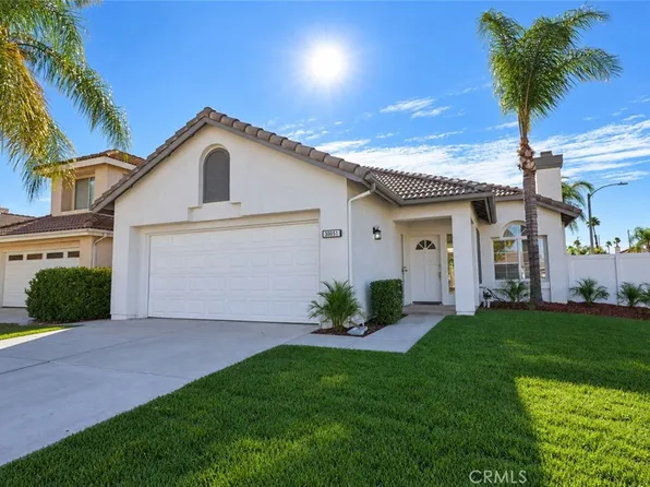30051 Shoreline Dr, Menifee, CA 92584