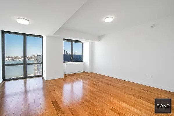 Rented by Bond New York | media 1