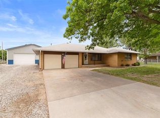 20 James Way, South Hutchinson, KS 67505