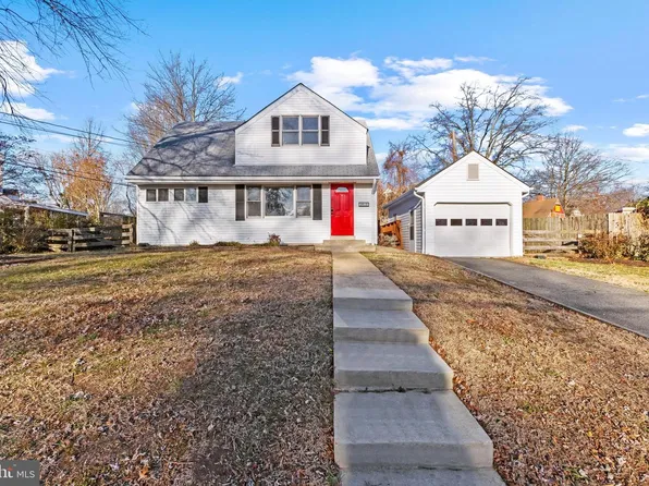 2012 Rollins Dr, Alexandria, VA 22307