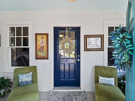 4th image of 75 Smith St