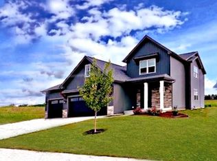 710 Isabella Dr, Mahomet, IL 61853