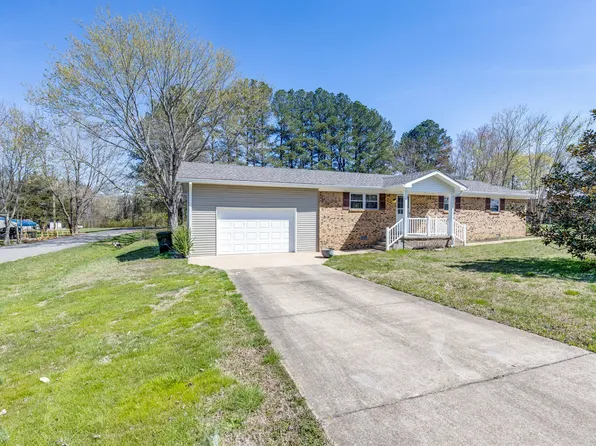 125 Totty Dr, Hohenwald, TN 38462