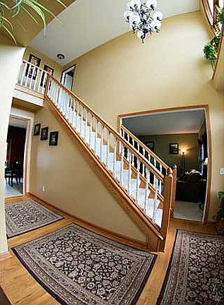 3rd image of 14666 Saddlebrook Ct