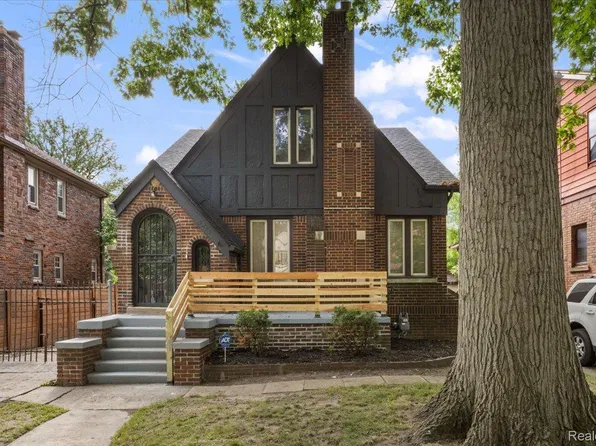 5275 Yorkshire Rd, Detroit, MI 48224