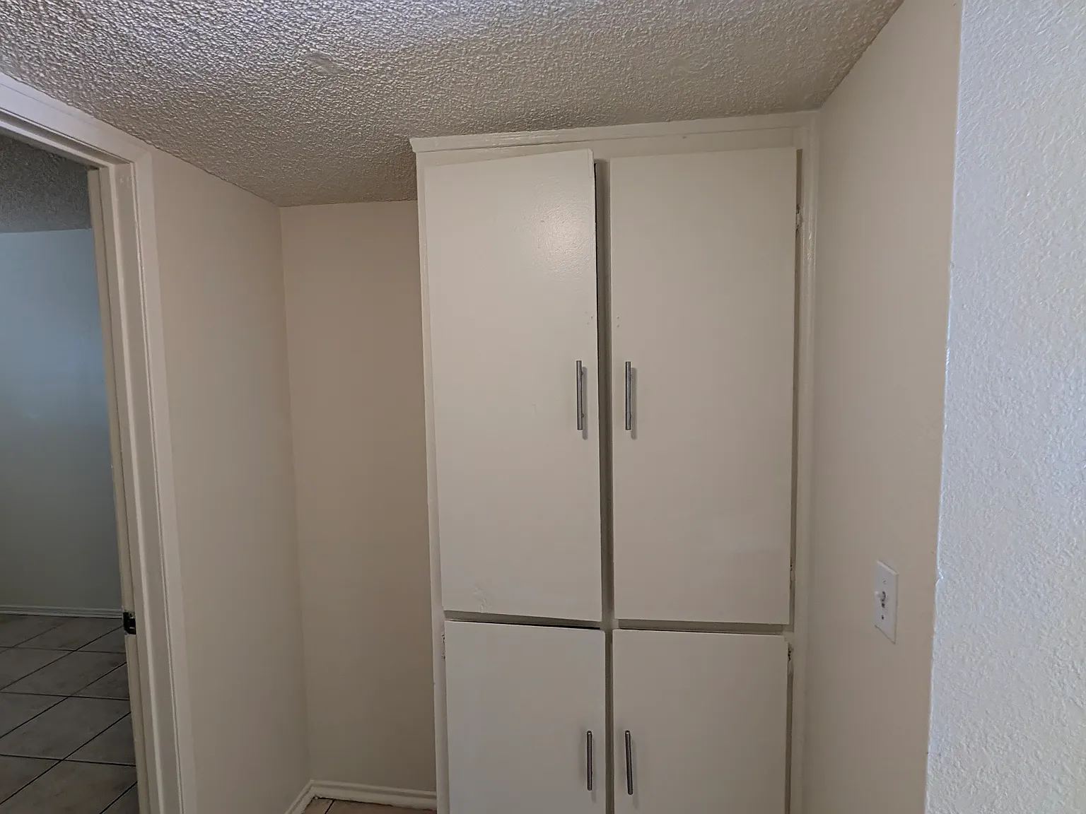 18389 Jonathan St — Photo 3