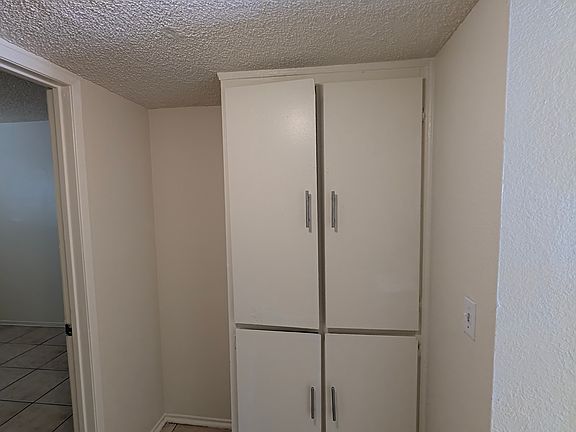 3rd image of 18389 Jonathan St