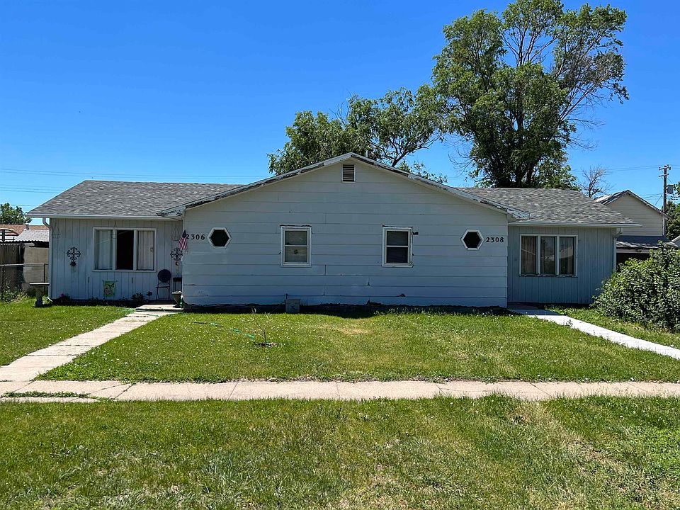 1st image of 2308 W 3rd St