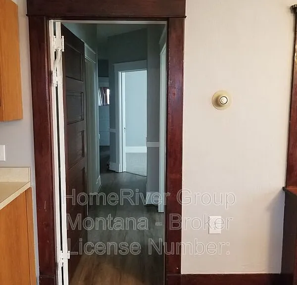 536 S 3rd St W — Photo 24
