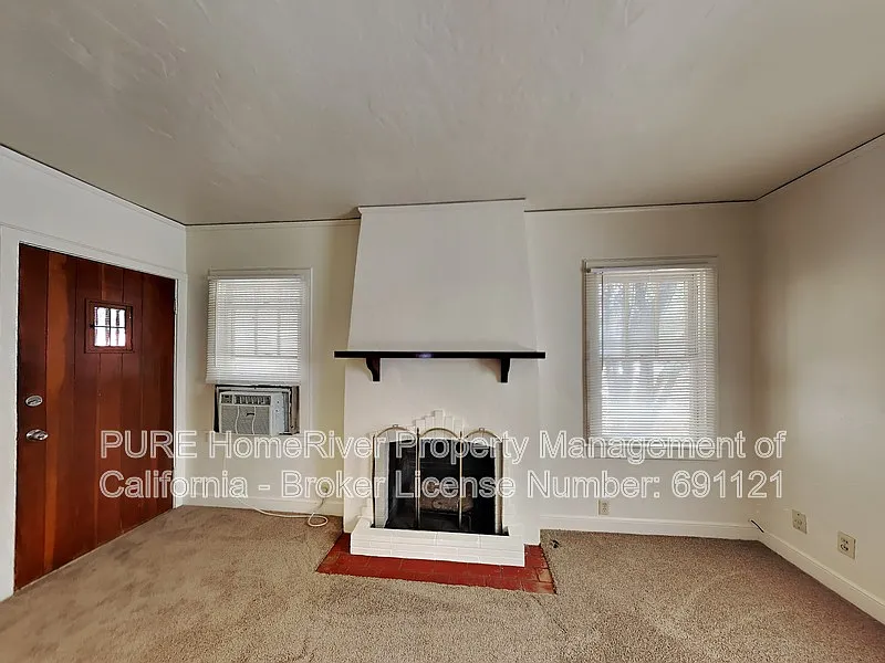 2 bed, 1.0 bath, 878 sqft, $1,900 — Photo 4