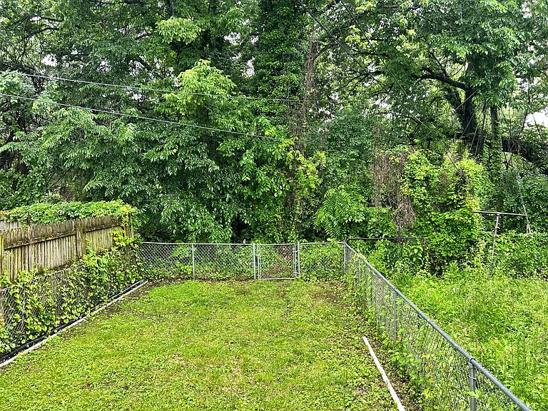4702 Old York Rd — Photo 9