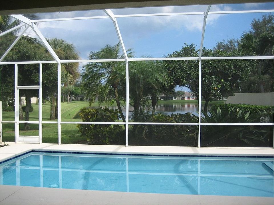 Pool On to Lake