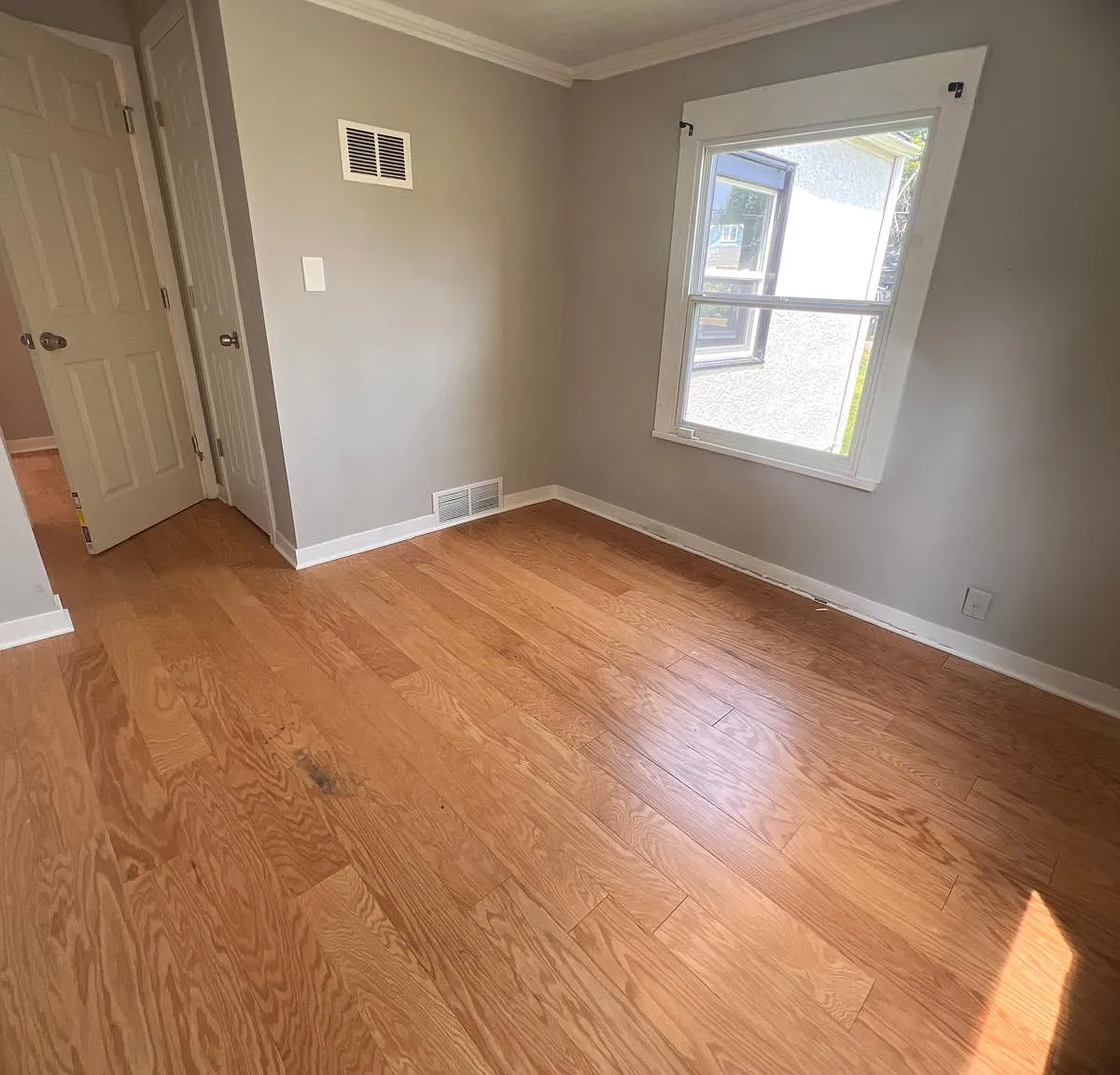 2 bed, 1217 sqft, $1,550 — Photo 3
