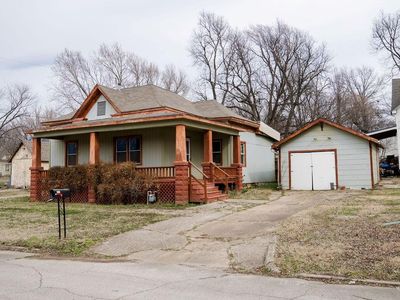 911 N Central Ave, Parsons, KS, 67357