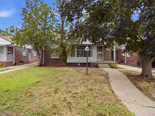 19712 Santa Barbara Dr, Detroit, MI 48221
