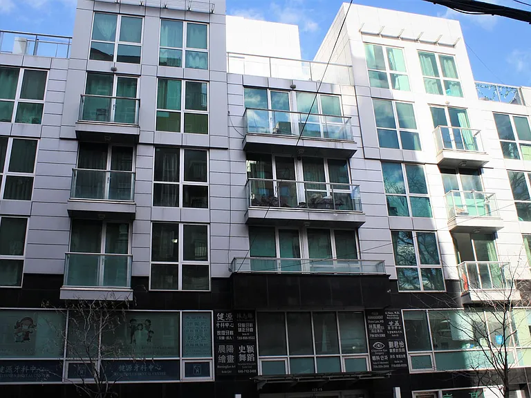 13215 41st Ave #4C — Photo 1