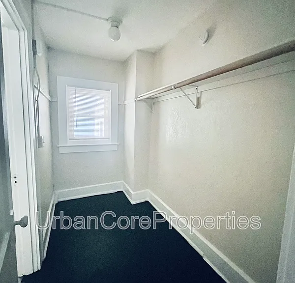 610 5th Ave N #5 — Photo 3