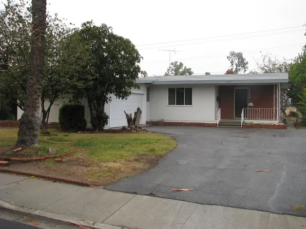 676 Highlander Dr, Riverside, CA 92507