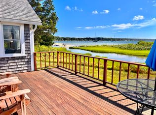45 Windemere Rd, Oak Bluffs, MA 02557