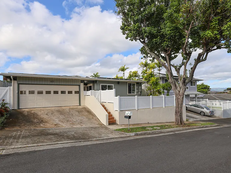 1277 Kuuna St #B — Photo 18