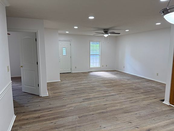 2nd image of 2706 Ginger Drive