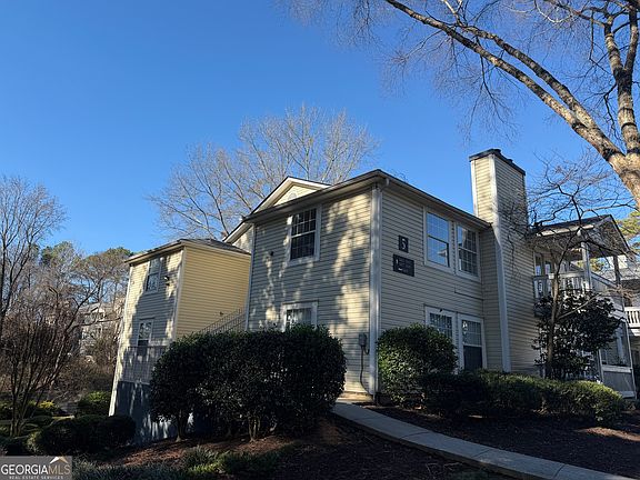 2nd image of 1417 Keys Crossing Dr NE #1417