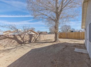 837 E Kettering St, Lancaster, CA 93535