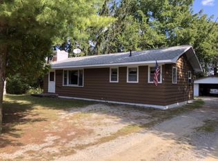 3700 N Lakeshore Rd, Port Hope, MI 48468