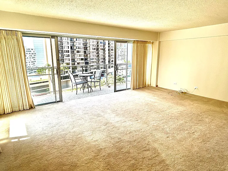 1645 Ala Wai Blvd #1002 — Photo 12