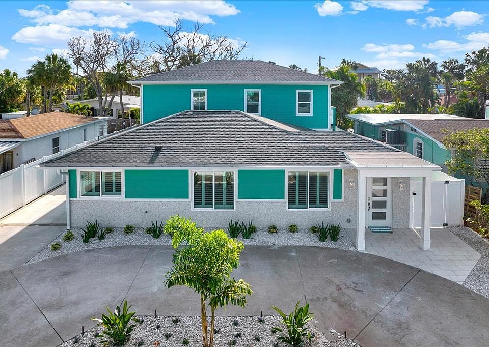 1st image of 861 MANDALAY AVENUE