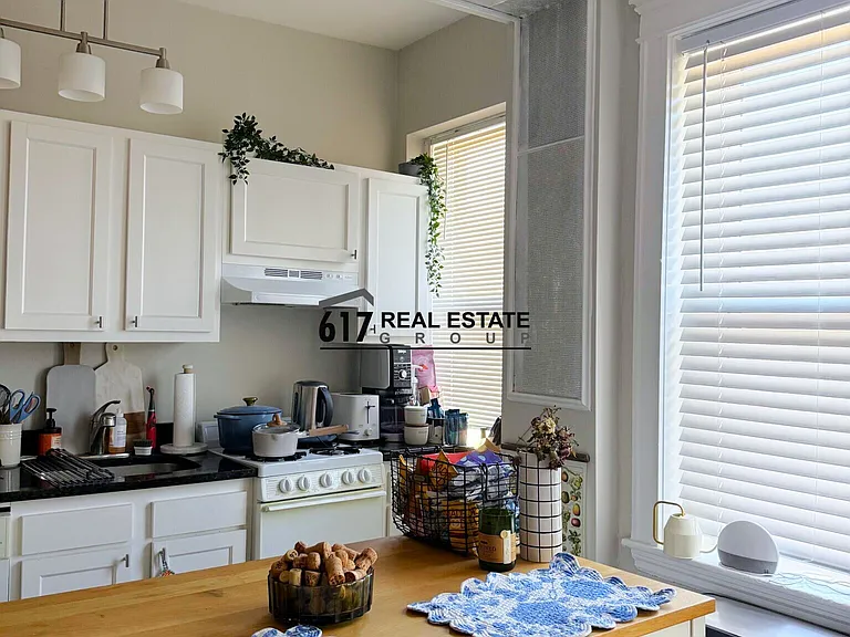 1185 Commonwealth Ave #119 — Photo 3