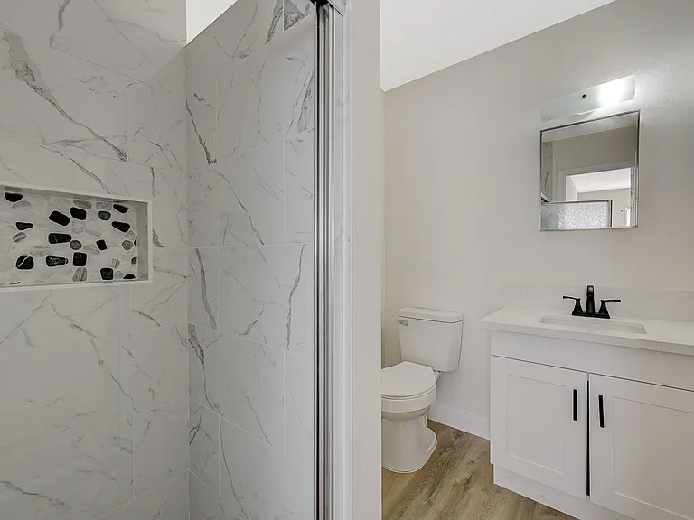 893 W Bartlett Ave — Photo 21