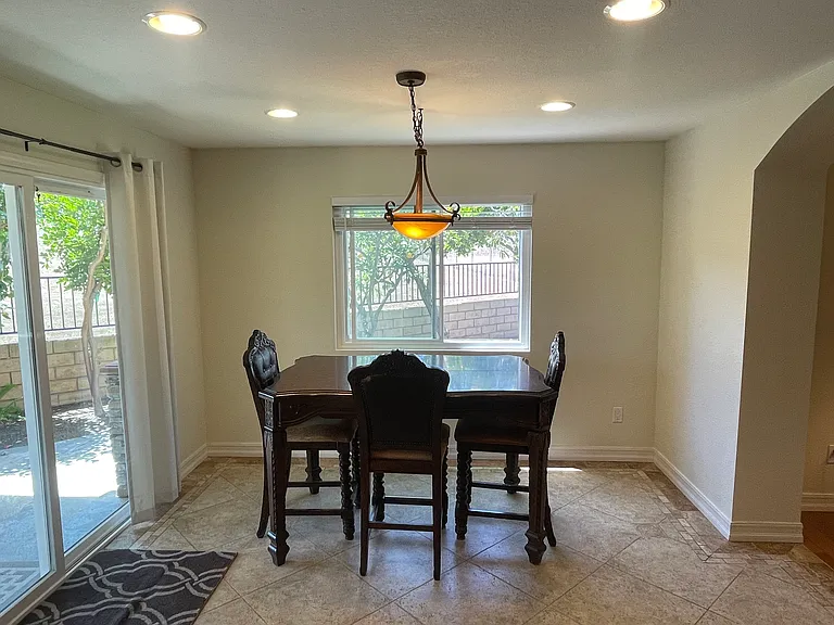 1994 Casablanca Ct — Photo 10
