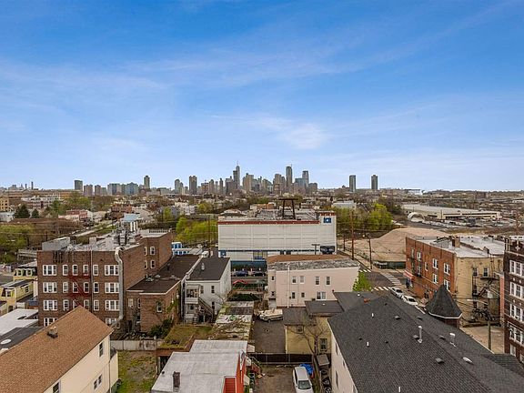 2nd image of 3 Perrine Ave #602