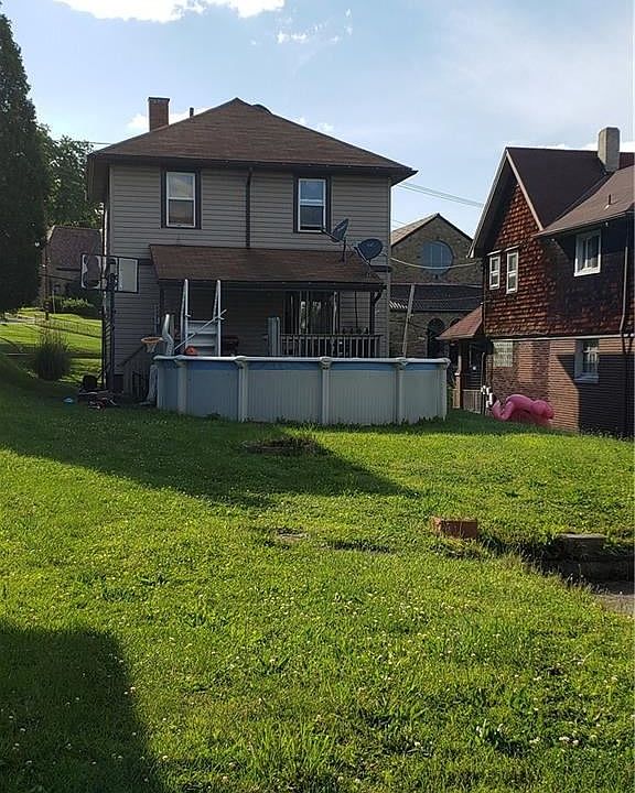 2nd image of 181 Carnegie Ave