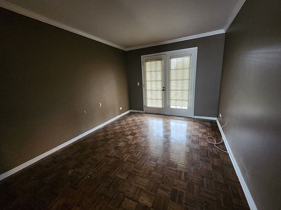 5th image of 676 Regent Ln #676