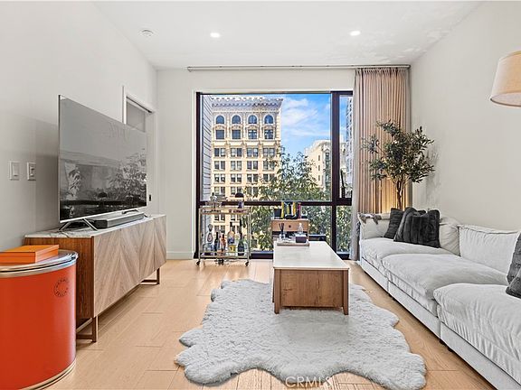 2nd image of 400 S Broadway APT 928