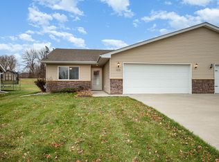 905 Wencel Ave NE, New Prague, MN 56071