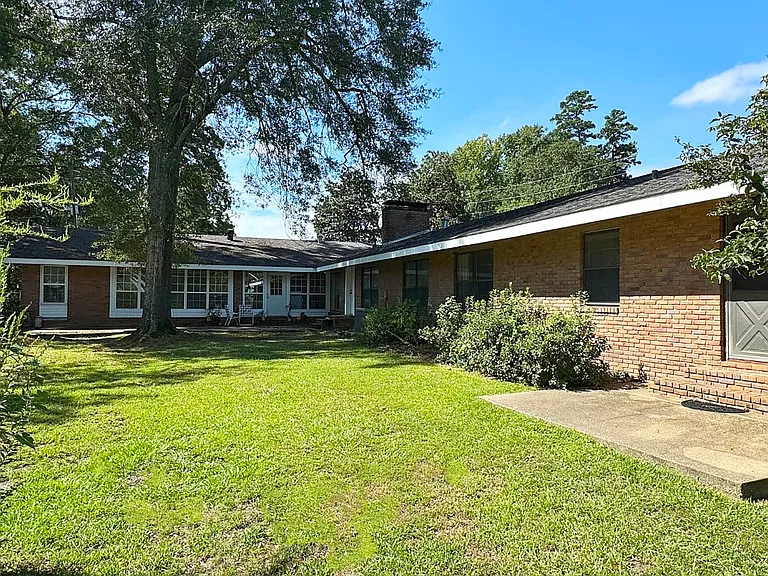 102 N Pinecrest Dr — Photo 7